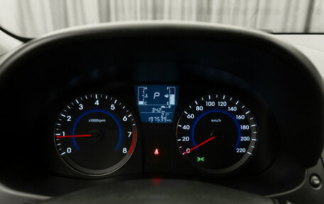 Hyundai Solaris II рестайлинг, 2016 год, 980 000 рублей, 11 фотография