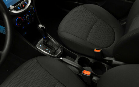 Hyundai Solaris II рестайлинг, 2016 год, 980 000 рублей, 14 фотография