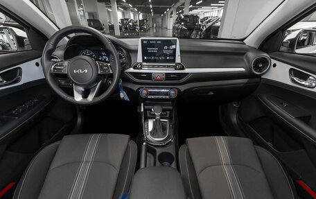 KIA Cerato IV, 2025 год, 2 950 000 рублей, 8 фотография