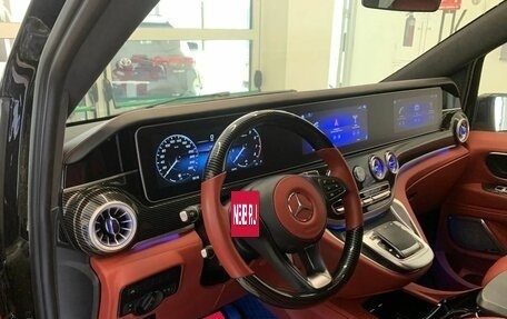 Mercedes-Benz V-Класс, 2021 год, 6 700 000 рублей, 13 фотография