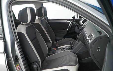 Volkswagen Tiguan II, 2020 год, 3 299 077 рублей, 8 фотография