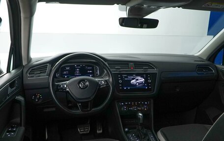 Volkswagen Tiguan II, 2020 год, 3 299 077 рублей, 6 фотография