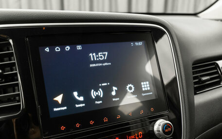 Mitsubishi Outlander III рестайлинг 3, 2021 год, 2 490 000 рублей, 19 фотография