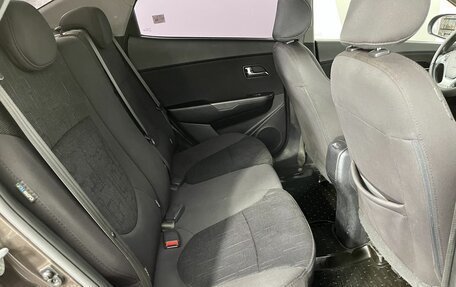 KIA Rio III рестайлинг, 2015 год, 894 000 рублей, 15 фотография