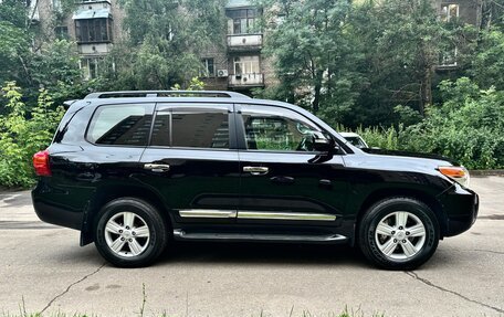 Toyota Land Cruiser 200, 2012 год, 2 950 000 рублей, 6 фотография
