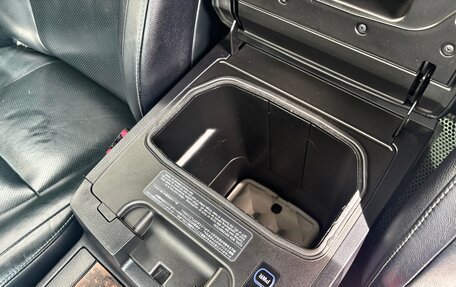 Toyota Land Cruiser 200, 2012 год, 2 950 000 рублей, 19 фотография
