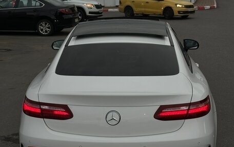 Mercedes-Benz E-Класс, 2018 год, 3 900 000 рублей, 3 фотография