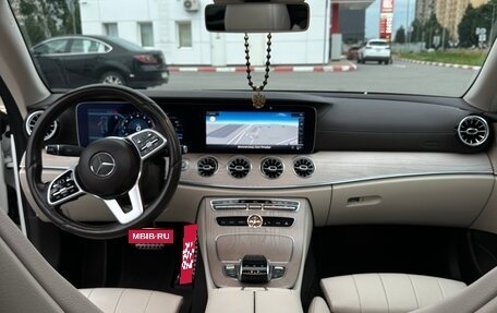 Mercedes-Benz E-Класс, 2018 год, 3 900 000 рублей, 21 фотография