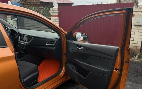 Hyundai Solaris II рестайлинг, 2017 год, 1 210 000 рублей, 12 фотография