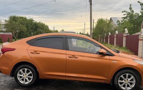 Hyundai Solaris II рестайлинг, 2017 год, 1 210 000 рублей, 18 фотография