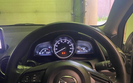 Mazda Demio IV, 2016 год, 900 000 рублей, 9 фотография