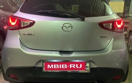 Mazda Demio IV, 2016 год, 900 000 рублей, 3 фотография
