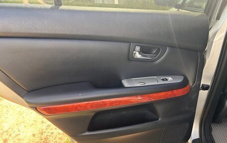 Lexus RX II рестайлинг, 2004 год, 1 200 000 рублей, 30 фотография