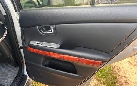 Lexus RX II рестайлинг, 2004 год, 1 200 000 рублей, 32 фотография