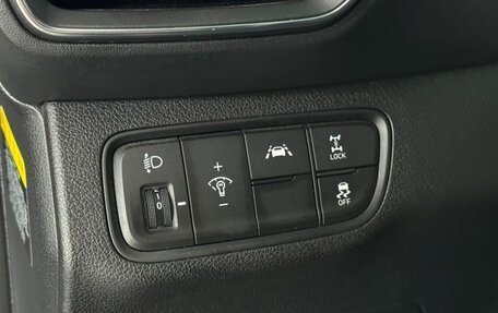 Hyundai Santa Fe IV, 2019 год, 3 300 000 рублей, 18 фотография