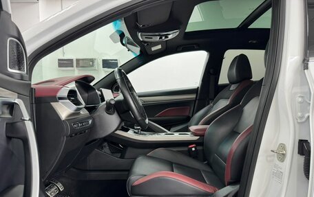 Geely Coolray I, 2023 год, 1 800 000 рублей, 10 фотография