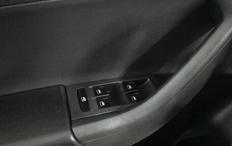 Skoda Rapid I, 2015 год, 1 060 000 рублей, 13 фотография