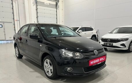 Volkswagen Polo VI (EU Market), 2014 год, 910 000 рублей, 2 фотография