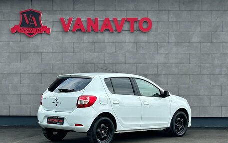 Renault Sandero II рестайлинг, 2018 год, 890 000 рублей, 5 фотография