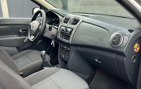 Renault Sandero II рестайлинг, 2018 год, 890 000 рублей, 14 фотография