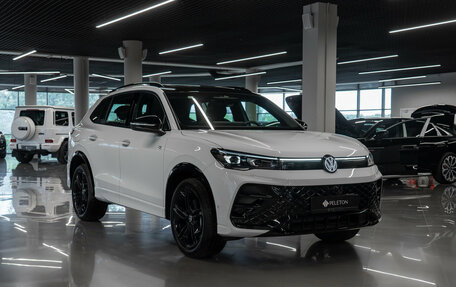 Volkswagen Tiguan, 2026 год, 4 900 000 рублей, 2 фотография
