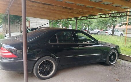 Mercedes-Benz S-Класс, 2001 год, 580 000 рублей, 1 фотография