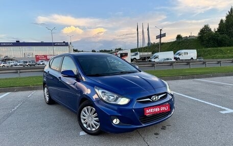 Hyundai Solaris II рестайлинг, 2011 год, 780 000 рублей, 1 фотография