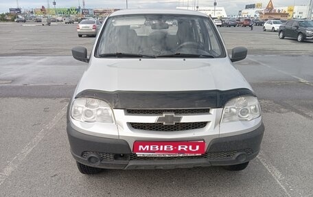 Chevrolet Niva I рестайлинг, 2012 год, 450 000 рублей, 1 фотография