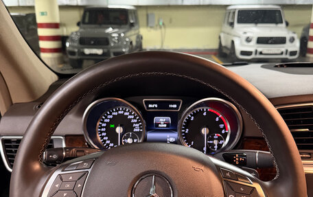 Mercedes-Benz M-Класс, 2015 год, 4 300 000 рублей, 10 фотография