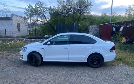 Volkswagen Polo VI (EU Market), 2019 год, 700 000 рублей, 3 фотография