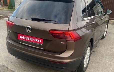 Volkswagen Tiguan II, 2017 год, 1 750 000 рублей, 2 фотография