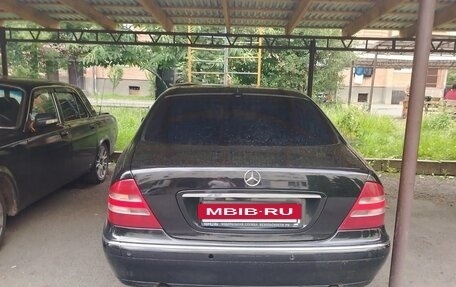Mercedes-Benz S-Класс, 2001 год, 580 000 рублей, 2 фотография