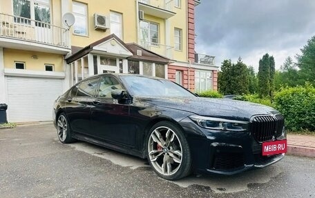 BMW 7 серия, 2017 год, 3 450 000 рублей, 2 фотография