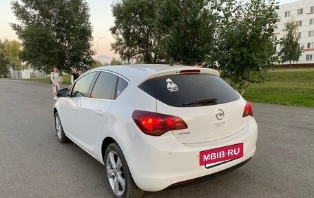 Opel Astra J, 2010 год, 530 000 рублей, 6 фотография