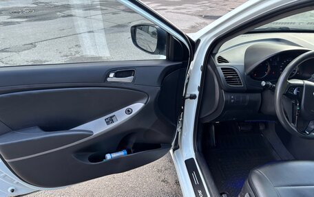 Hyundai Solaris II рестайлинг, 2014 год, 950 000 рублей, 8 фотография