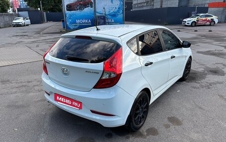 Hyundai Solaris II рестайлинг, 2014 год, 950 000 рублей, 3 фотография
