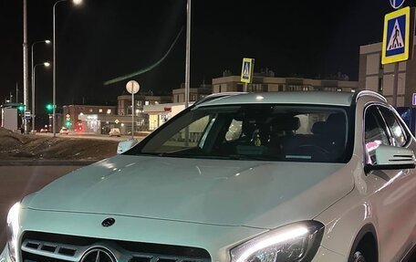 Mercedes-Benz GLA, 2019 год, 2 300 000 рублей, 2 фотография