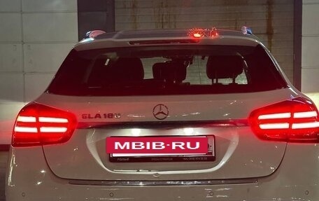 Mercedes-Benz GLA, 2019 год, 2 300 000 рублей, 8 фотография