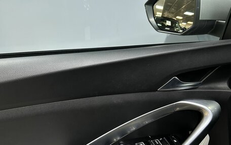 Chevrolet Captiva, 2022 год, 2 079 000 рублей, 12 фотография