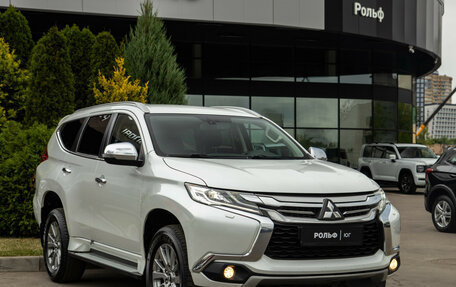 Mitsubishi Pajero Sport III рестайлинг, 2018 год, 2 648 000 рублей, 3 фотография