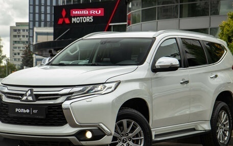 Mitsubishi Pajero Sport III рестайлинг, 2018 год, 2 648 000 рублей, 22 фотография