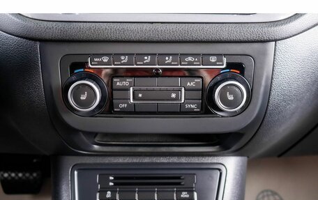 Volkswagen Tiguan I, 2012 год, 1 349 000 рублей, 16 фотография