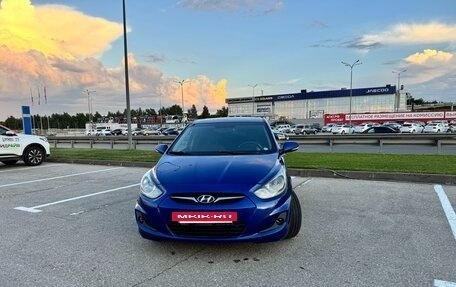 Hyundai Solaris II рестайлинг, 2011 год, 780 000 рублей, 2 фотография