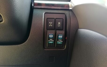 Toyota Land Cruiser 200, 2008 год, 5 700 000 рублей, 30 фотография