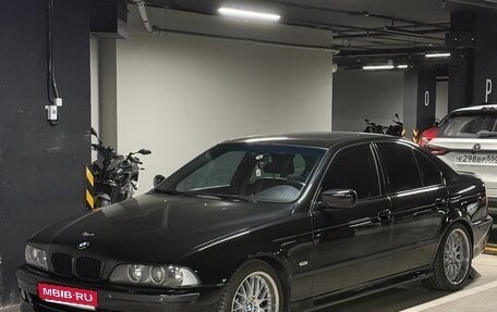 BMW 5 серия, 2001 год, 1 300 000 рублей, 1 фотография