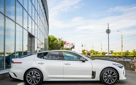 KIA Stinger I, 2018 год, 2 398 000 рублей, 8 фотография