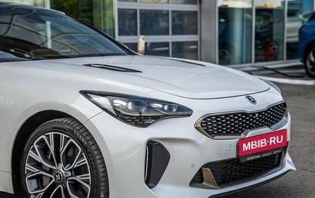 KIA Stinger I, 2018 год, 2 398 000 рублей, 10 фотография