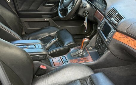 BMW 5 серия, 2001 год, 1 300 000 рублей, 13 фотография