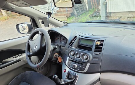 Mitsubishi Grandis, 2008 год, 910 000 рублей, 9 фотография