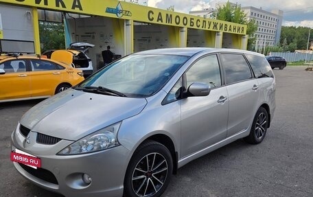 Mitsubishi Grandis, 2008 год, 910 000 рублей, 2 фотография